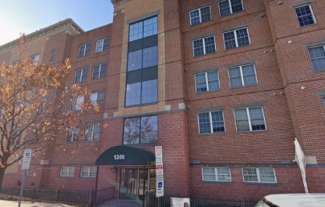 1209 SMT AVE