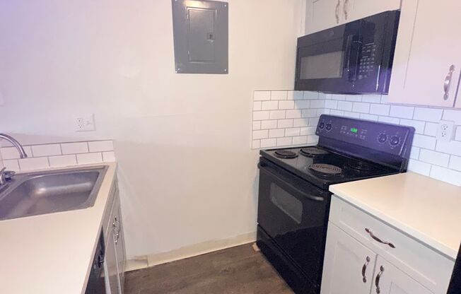 1 bed, 1 bath, 600 sqft, $900, Unit A1-G15