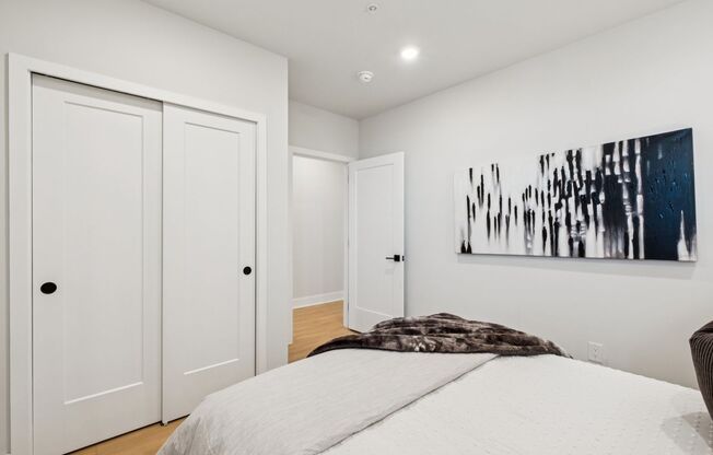 2 beds, 1 bath, 779 sqft, $1,750, Unit 105