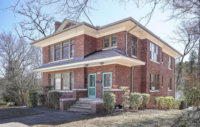 204 E Markham Ave Apt 4 - One Month Rent Free!!