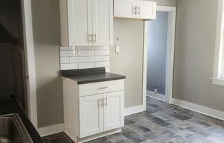 Spacious 3BR Single-Family Home with Large Living Room – Only $1,425/Month! ⭐