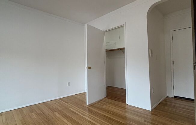 Studio, 1 bath, 432 sqft, $1,499, Unit 017