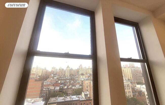 2 beds, 2 baths, $6,850, Unit 14R