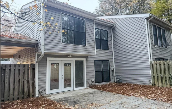 203 GOVERNORS DR