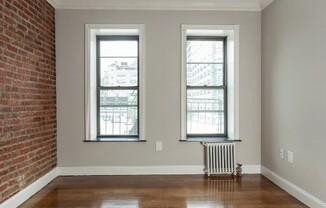2 beds, 1 bath, $3,895, Unit 5C