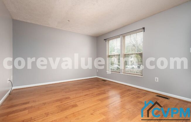 963 Chestnut Manor Ct