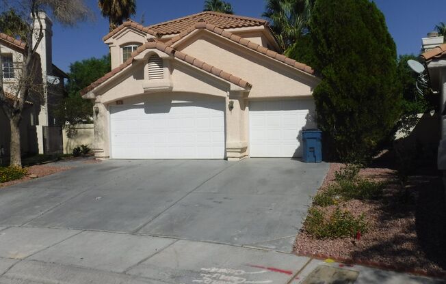 BEAUTIFUL HOME WITH OVER 2000 SQ FT CUL-DE-SAC