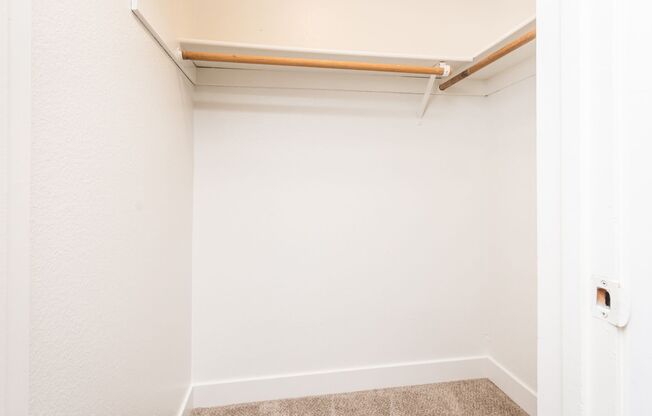 1 bed, 1 bath, 636 sqft, $1,700, Unit 310