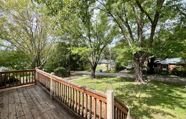 26 PINE LN