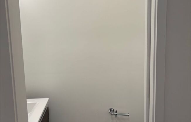 1 bed, 1.5 baths, 773 sqft, $2,499, Unit 204