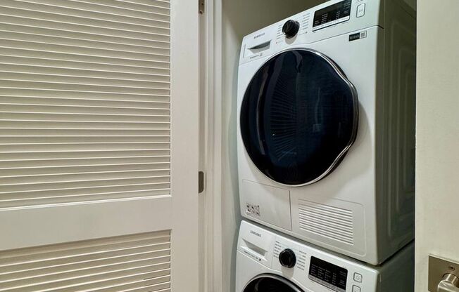 1 bed, 1 bath, 530 sqft, $1,400, Unit 310