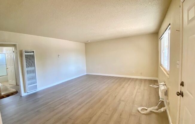 2 beds, 1 bath, 750 sqft, $2,000, Unit Unit 08