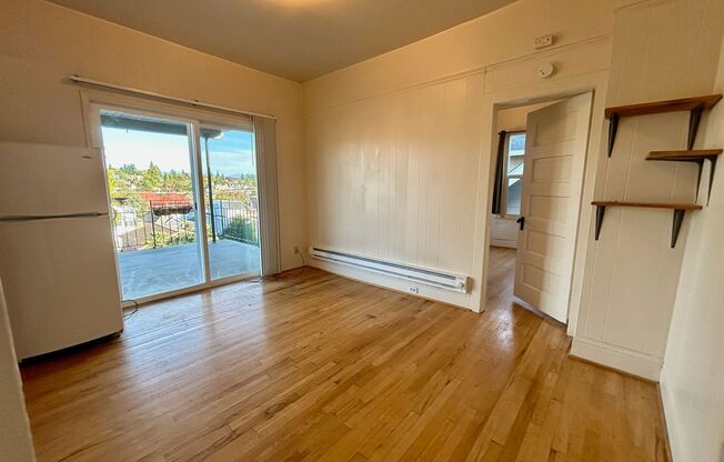 3922 WHITMAN