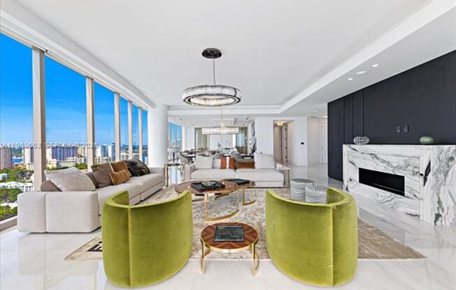 17975 Collins Ave cu-N2001, Sunny Isles Beach, FL 33160