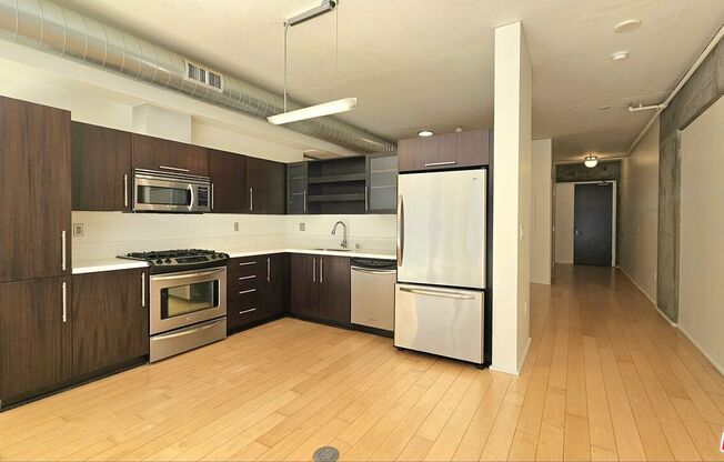 1 bed, 1 bath, 870 sqft, $2,750, Unit 1005