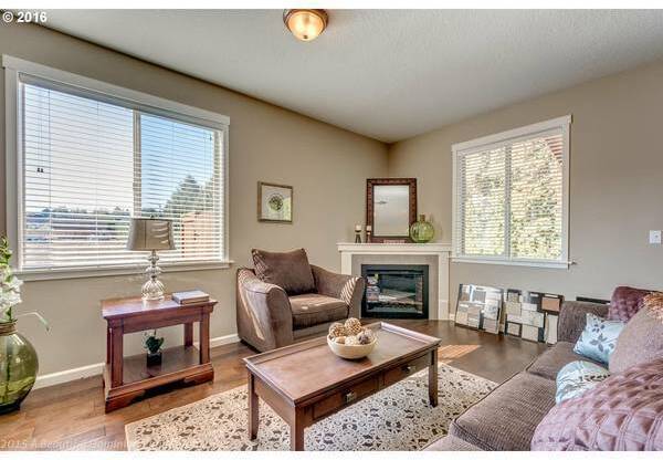 Beautiful Luxury Home for Rent!!