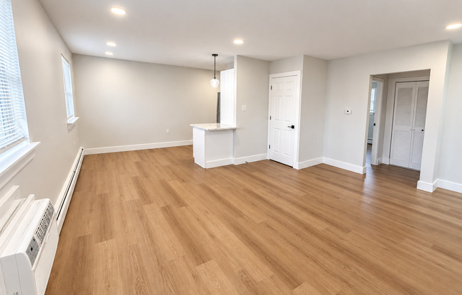 1 bed, 1 bath, $1,625, Unit 310