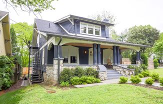 Coming soon! Great upstairs duplex unit in East Nashville-walk to Rosepepper Cantina!