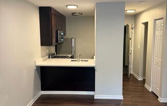 5750 N. Kenmore
