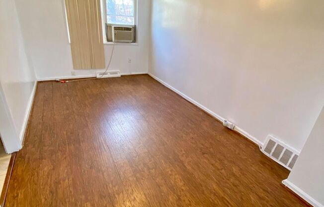 Charming 3Bed/1Bath in Cedonia Neighborhood