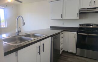 2 beds, 1 bath, 875 sqft, $1,495, Unit 127-66