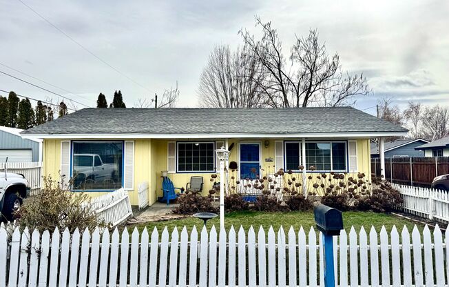 Occupied, do not disturb tenants. Large 3 br 1 ba charming home