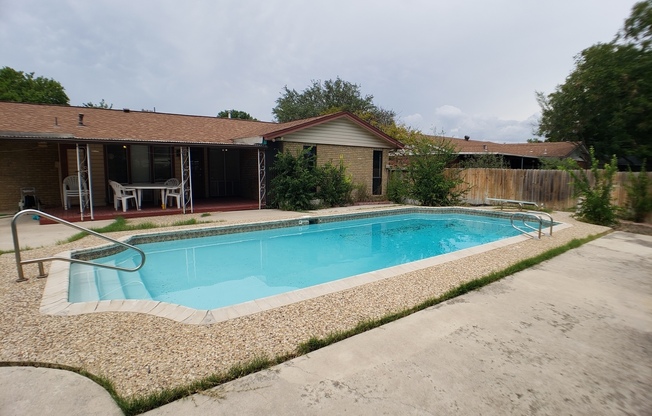 4258 TREEGARDEN DR
