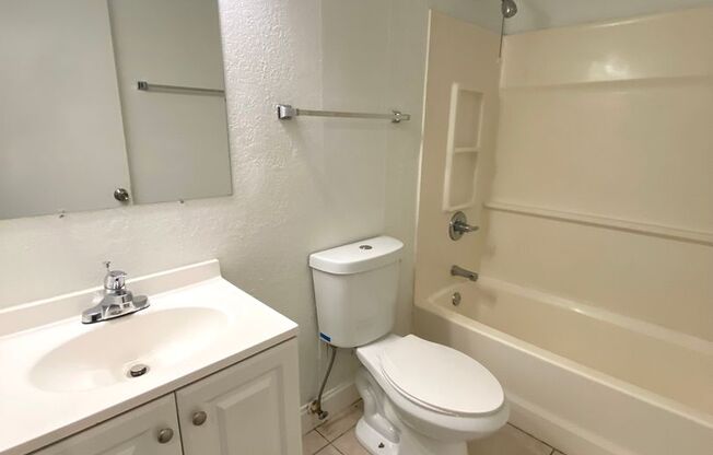 1 bed, 1 bath, 600 sqft, $675, Unit 6