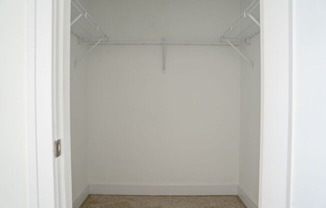 2 beds, 2 baths, 1,000 sqft, $2,225, Unit 4730-403