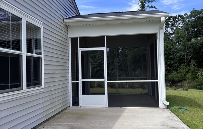 10 GRAND WILLOW WAY