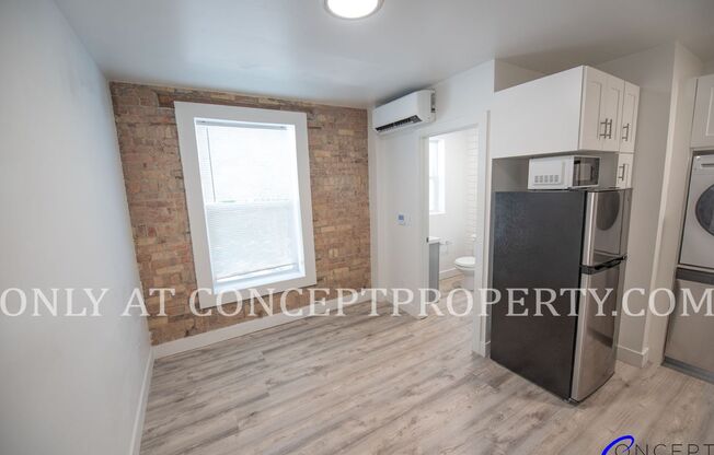 Studio, 1 bath, 208 sqft, $1,075, Unit 2G