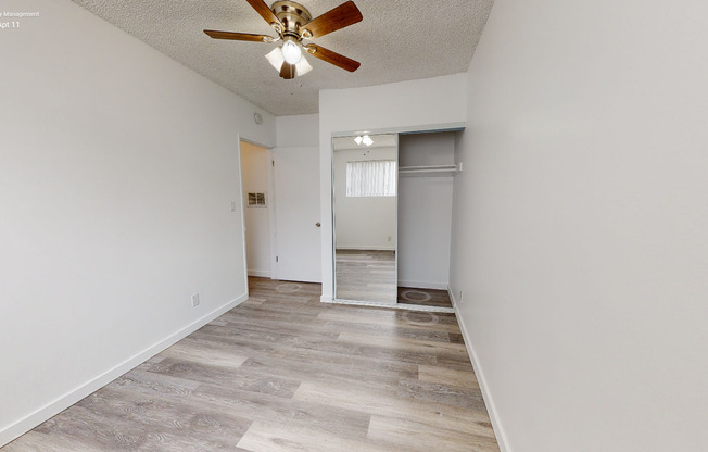 3 beds, 1 bath, $2,695, Unit 11