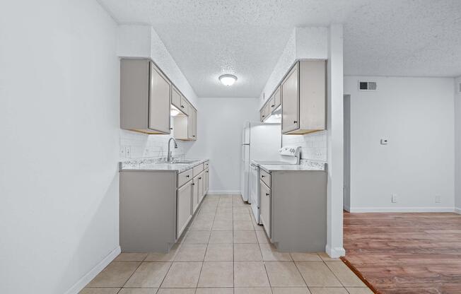 1 bed, 1 bath, 600 sqft, $899