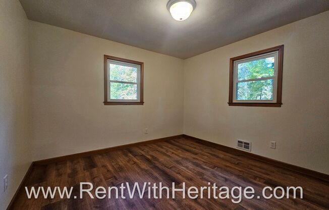 4 beds, 2 baths, $1,900