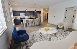 1 bed, 1 bath, 721 sqft, $1,489, Unit 323