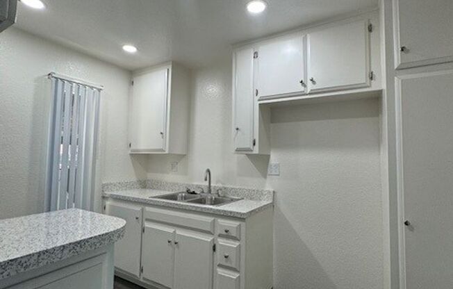 13882 Tustin E. Drv