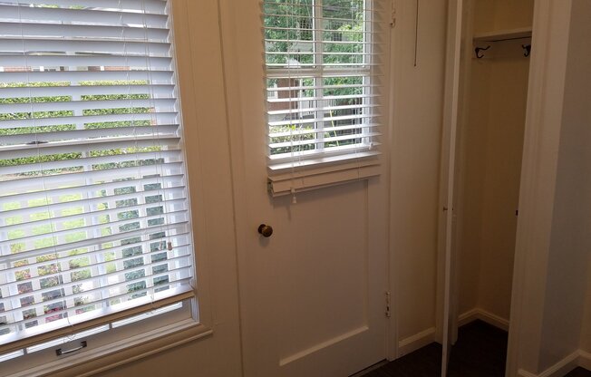 1 bed, 1 bath, 616 sqft, $1,695, Unit 23