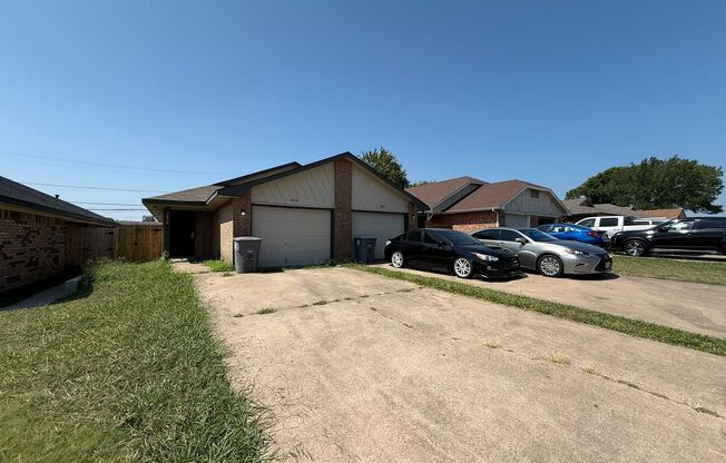9014  - 9016 Greenmound Ave Duplex