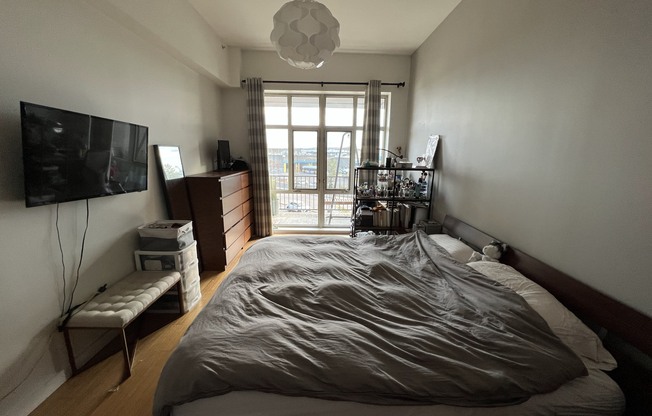 1 bed, 1 bath, 1,100 sqft, $4,200, Unit 307