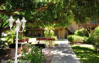 1112 South San Jose