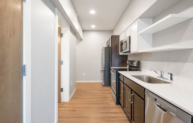 2 beds, 1 bath, 819 sqft, $1,575, Unit 2408