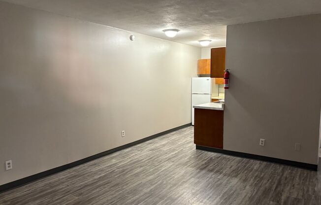 1 bed, 1 bath, $630, Unit 1030-215