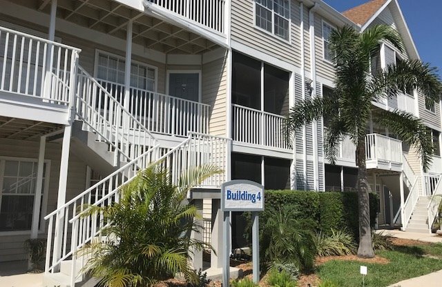 Charming Ground-Floor Condo in Central Park II – Downtown Sarasota