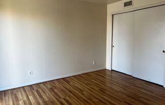 1 bed, 1 bath, $1,400