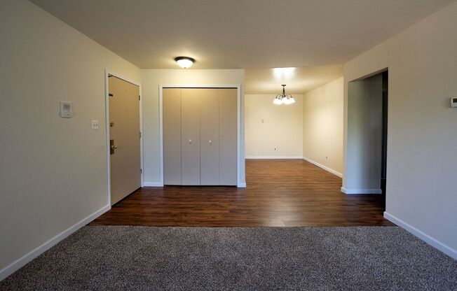 1 bed, 1 bath, 750 sqft, $850, Unit 32783-301
