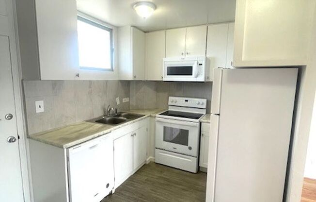 3 Bedroom / 1.5 Bath in Honolulu
