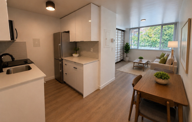 Studio, 1 bath, 375 sqft, $1,450, Unit 306