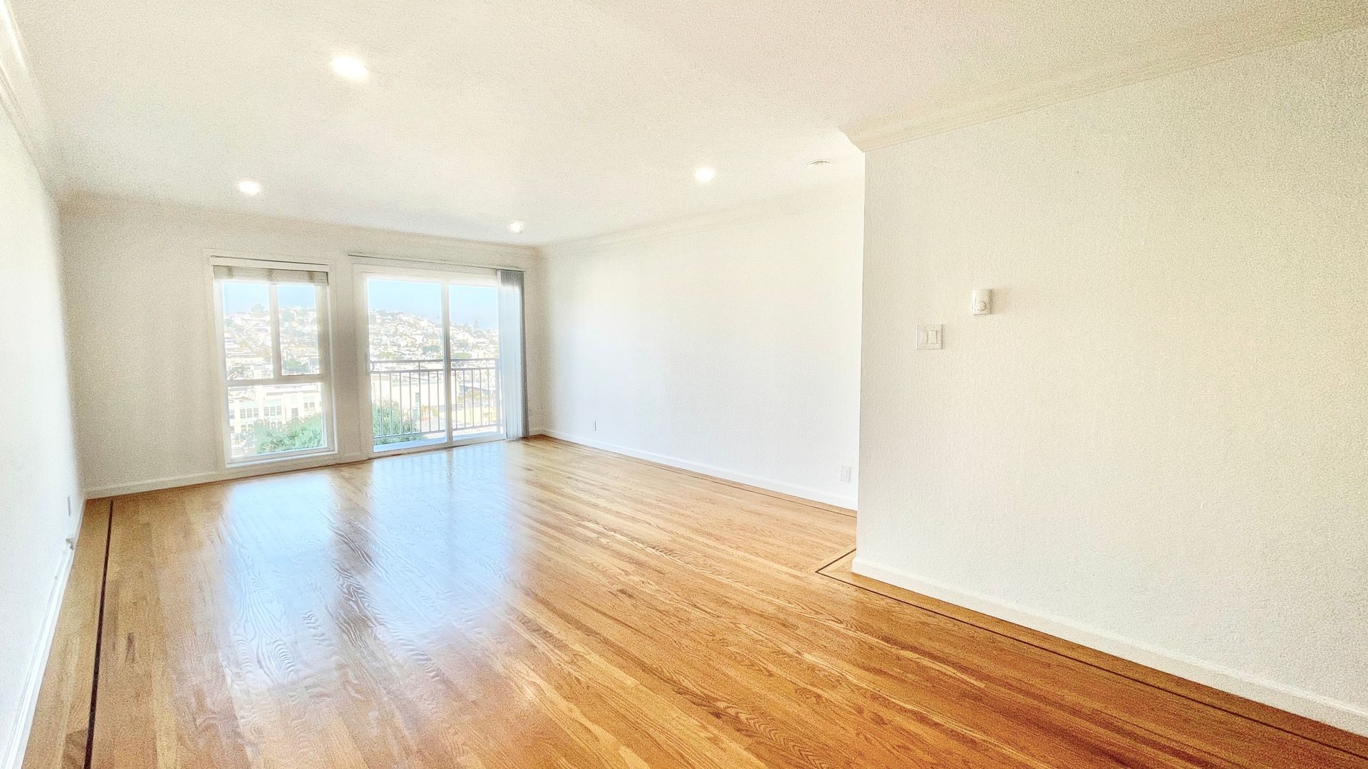 4130-40 Cesar Chavez