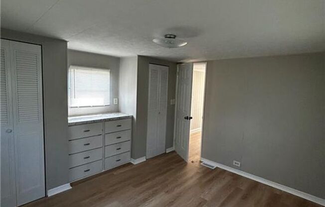 Imperial Harbor Home - First Month Rent FREE!