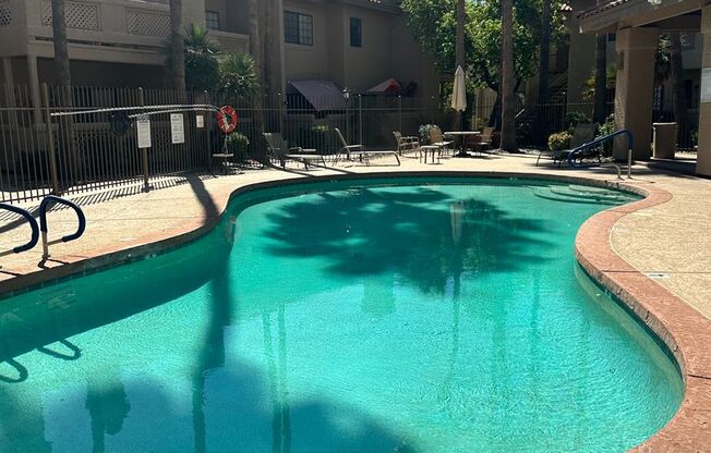 2 beds, 2 baths, $1,295